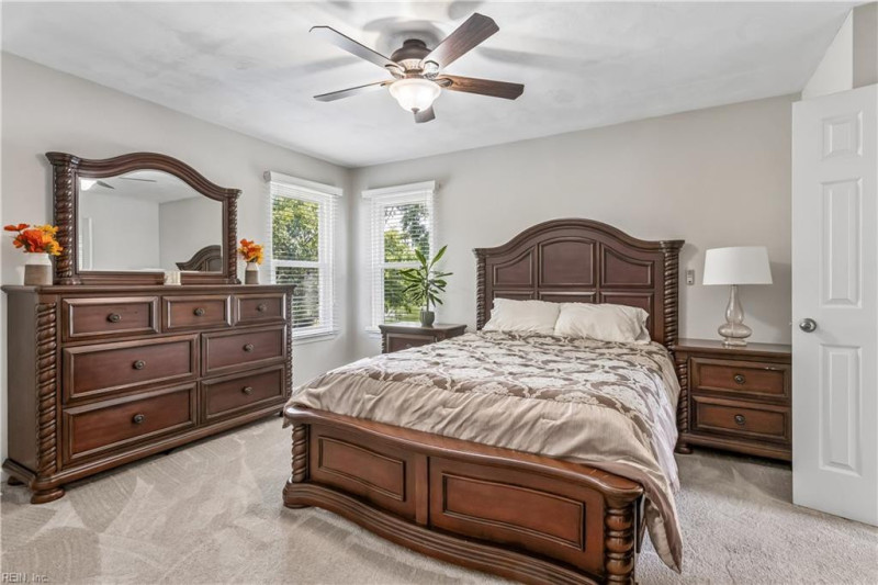 Photo 17 of 33 residential for sale in Suffolk virginia
