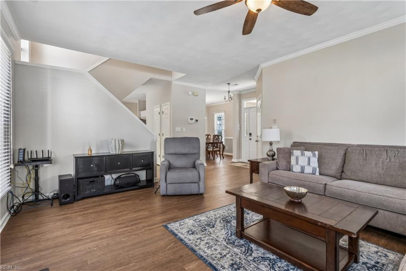 Photo 7 of 33 residential for sale in Suffolk virginia