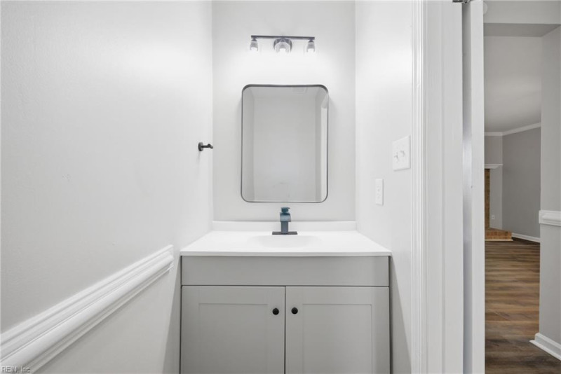 Photo 13 of 41 residential for sale in Virginia Beach virginia