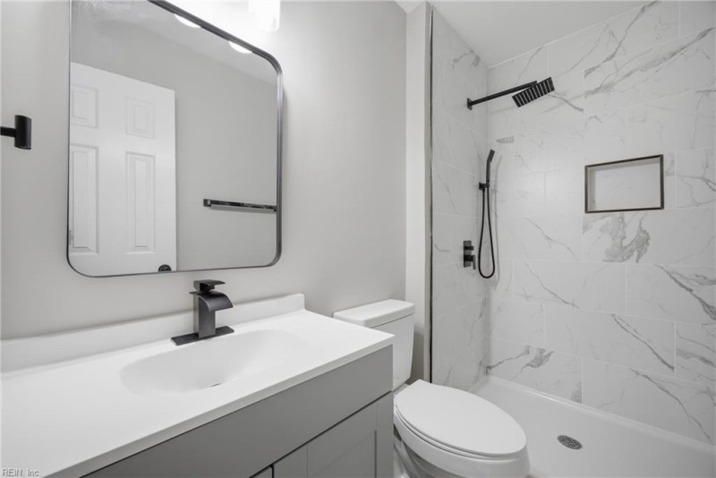 Photo 23 of 41 residential for sale in Virginia Beach virginia