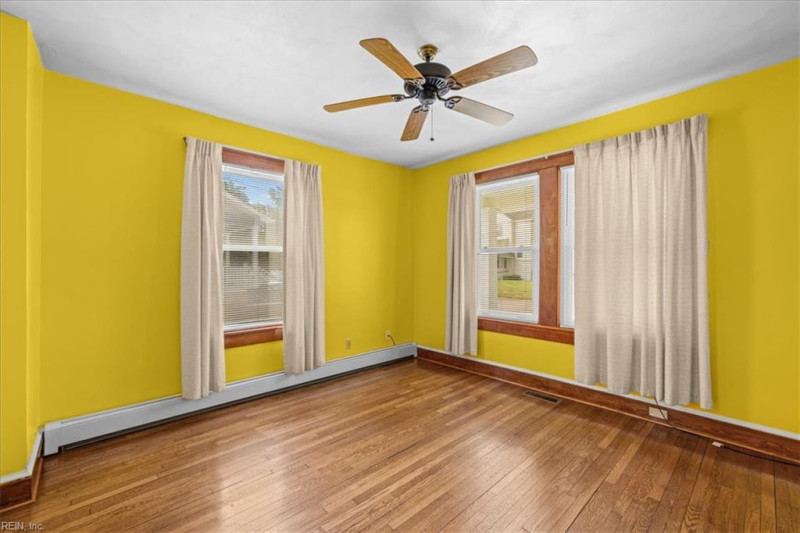 Photo 15 of 48 residential for sale in Norfolk virginia