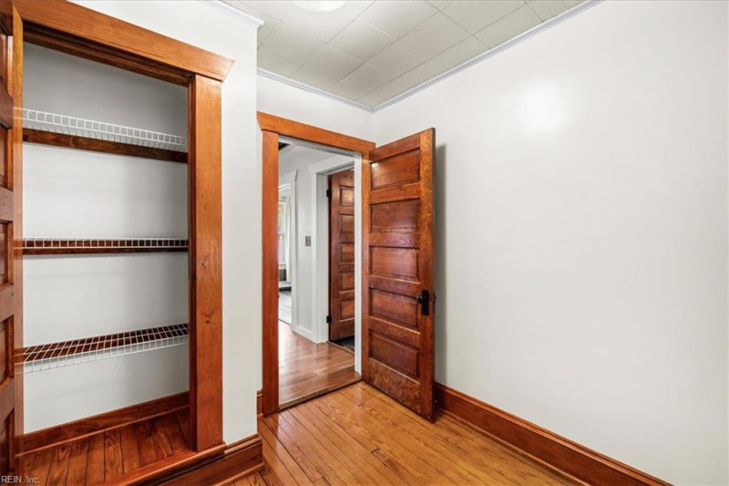 Photo 27 of 48 residential for sale in Norfolk virginia