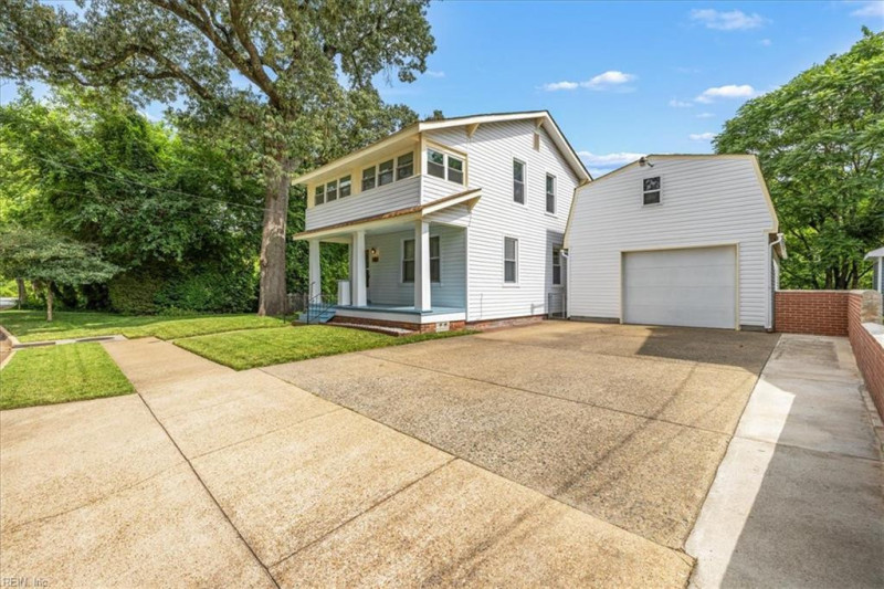 Photo 3 of 48 residential for sale in Norfolk virginia