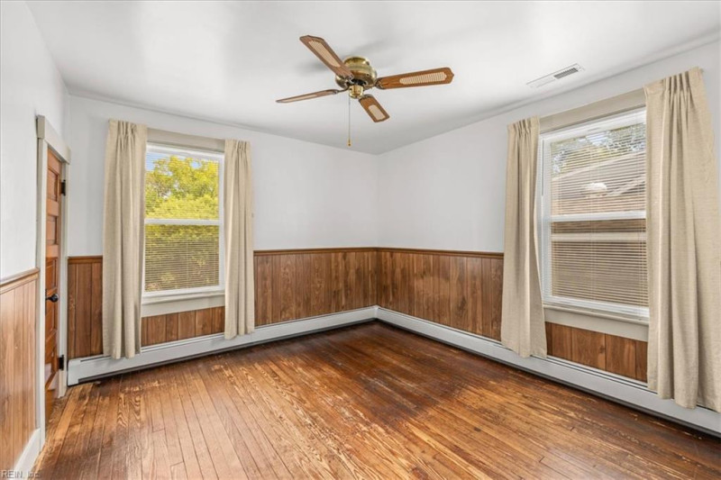 Photo 30 of 48 residential for sale in Norfolk virginia