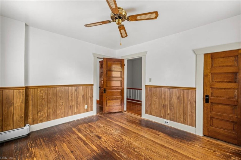 Photo 33 of 48 residential for sale in Norfolk virginia