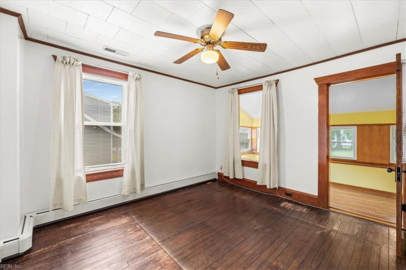 Photo 34 of 48 residential for sale in Norfolk virginia