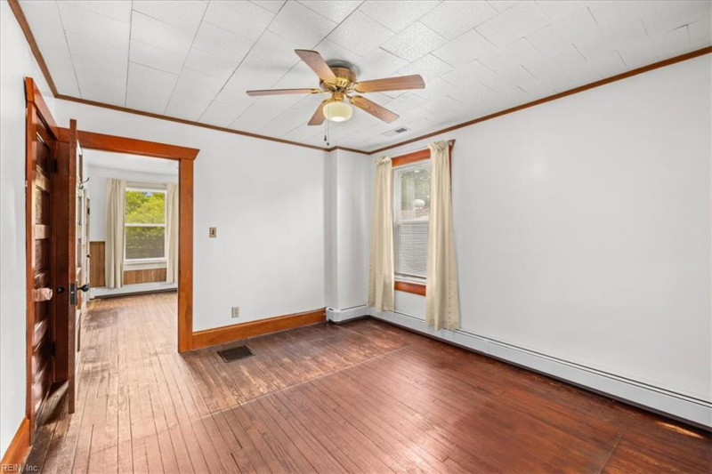 Photo 37 of 48 residential for sale in Norfolk virginia