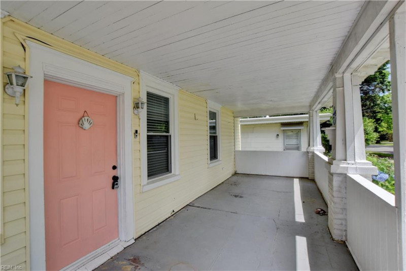 Photo 2 of 30 residential for sale in Hampton virginia