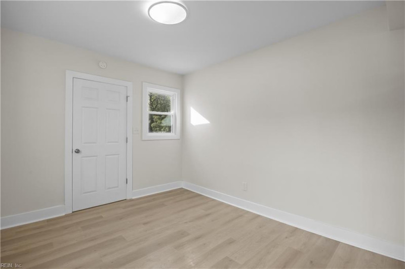 Photo 13 of 20 residential for sale in Norfolk virginia Photo 13 of 20 residential for sale in Norfolk virginia