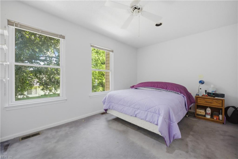 Photo 13 of 24 residential for sale in Hampton virginia