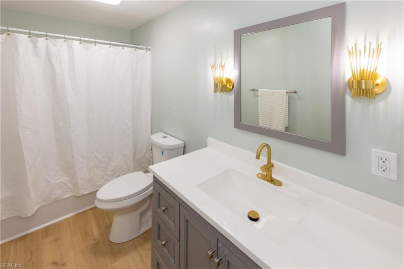 Photo 16 of 28 residential for sale in Portsmouth virginia Photo 16 of 28 residential for sale in Portsmouth virginia