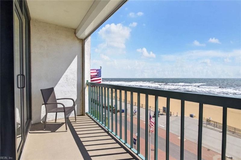 Photo 15 of 31 residential for sale in Virginia Beach virginia