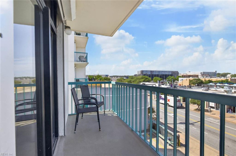 Photo 23 of 31 residential for sale in Virginia Beach virginia