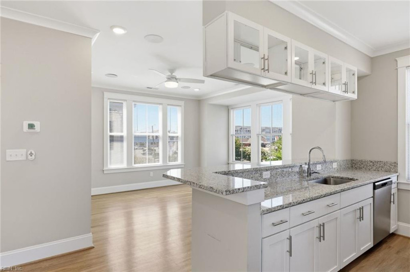 Photo 26 of 37 residential for sale in Norfolk virginia Photo 26 of 37 residential for sale in Norfolk virginia
