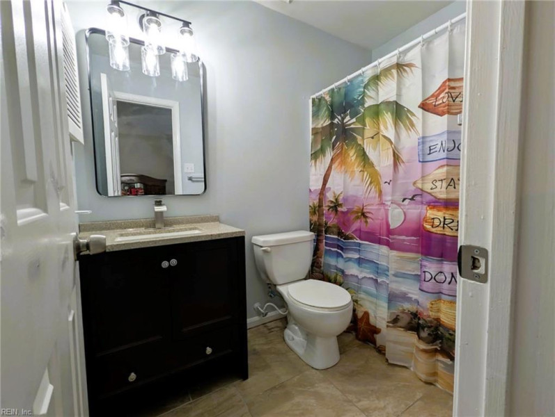 Photo 11 of 19 residential for sale in Virginia Beach virginia
