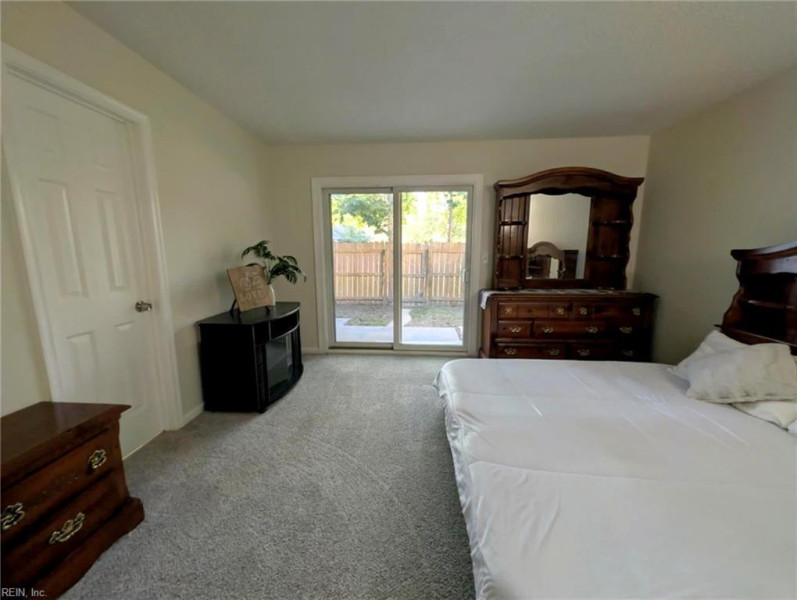 Photo 9 of 19 residential for sale in Virginia Beach virginia