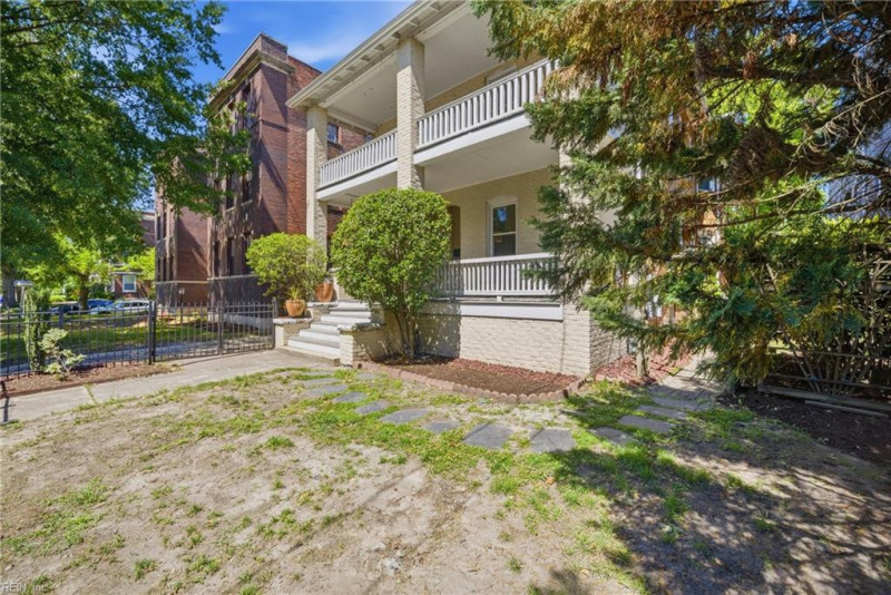Photo 2 of 43 residential for sale in Norfolk virginia