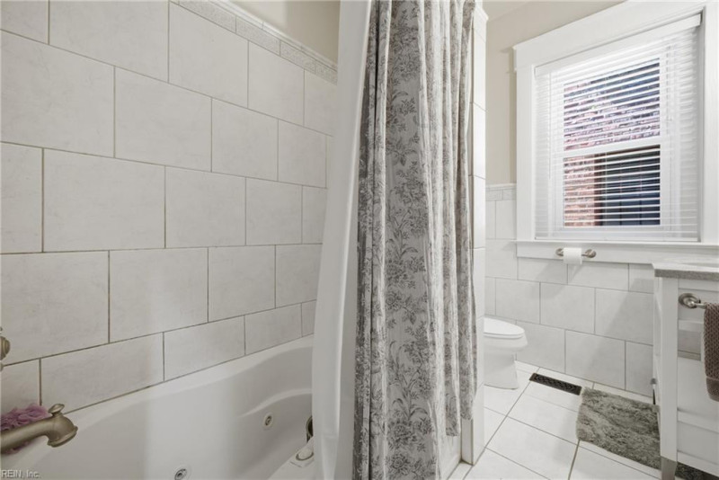 Photo 20 of 43 residential for sale in Norfolk virginia