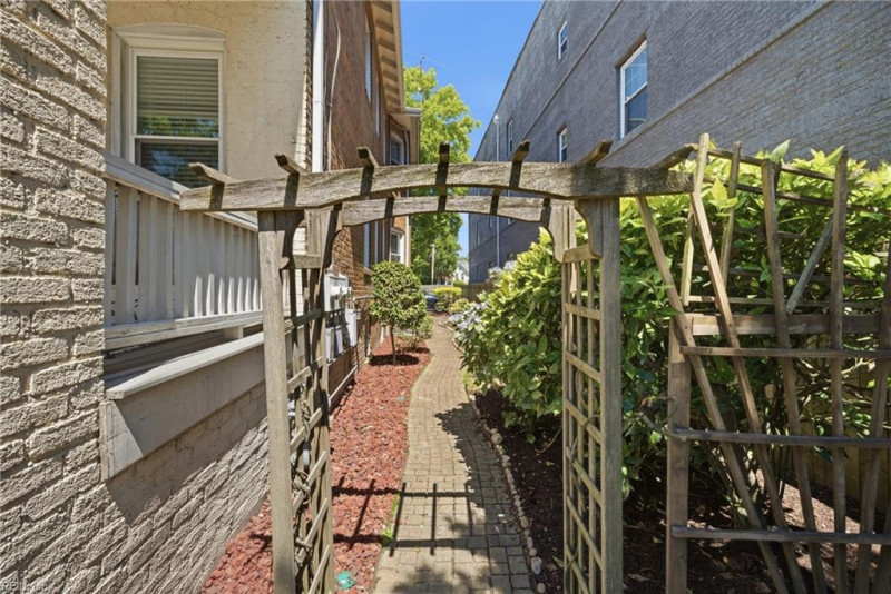 Photo 35 of 43 residential for sale in Norfolk virginia