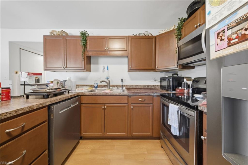 Photo 12 of 13 residential for sale in Virginia Beach virginia