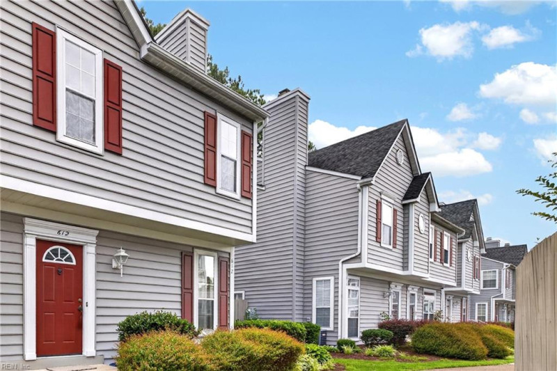 Photo 1 of 24 residential for sale in Virginia Beach virginia