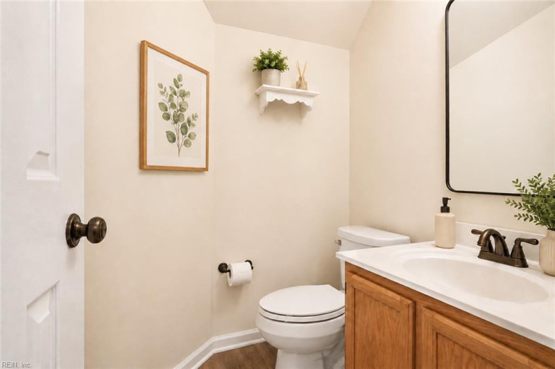 Photo 11 of 24 residential for sale in Virginia Beach virginia