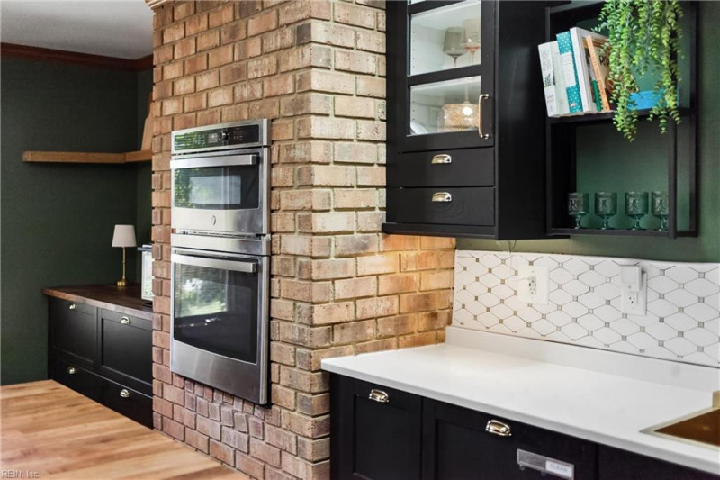 Photo 11 of 50 residential for sale in Hampton virginia