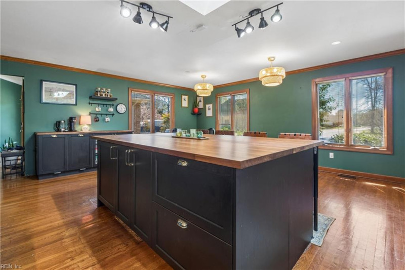 Photo 15 of 50 residential for sale in Hampton virginia