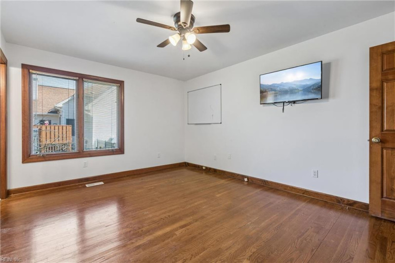 Photo 25 of 50 residential for sale in Hampton virginia