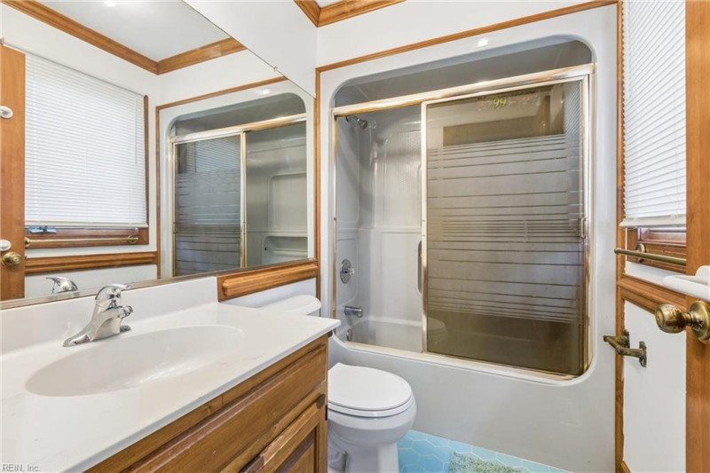 Photo 27 of 50 residential for sale in Hampton virginia