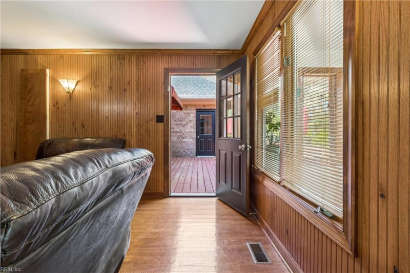 Photo 30 of 50 residential for sale in Hampton virginia