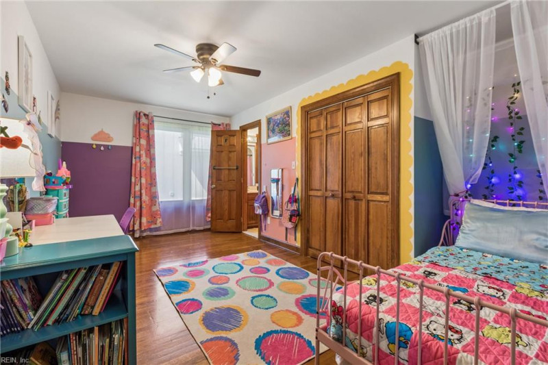 Photo 38 of 50 residential for sale in Hampton virginia