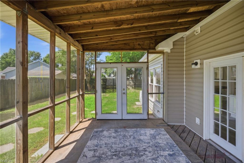 Photo 13 of 49 residential for sale in Virginia Beach virginia