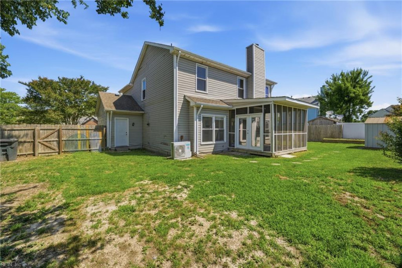 Photo 15 of 49 residential for sale in Virginia Beach virginia