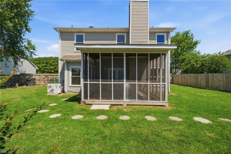 Photo 16 of 49 residential for sale in Virginia Beach virginia