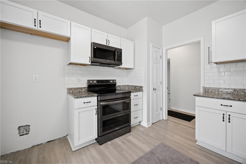 Photo 28 of 49 residential for sale in Virginia Beach virginia