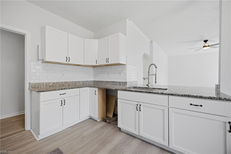 Photo 29 of 49 residential for sale in Virginia Beach virginia