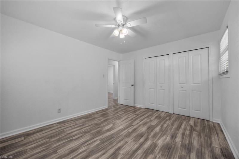 Photo 17 of 25 residential for sale in Portsmouth virginia