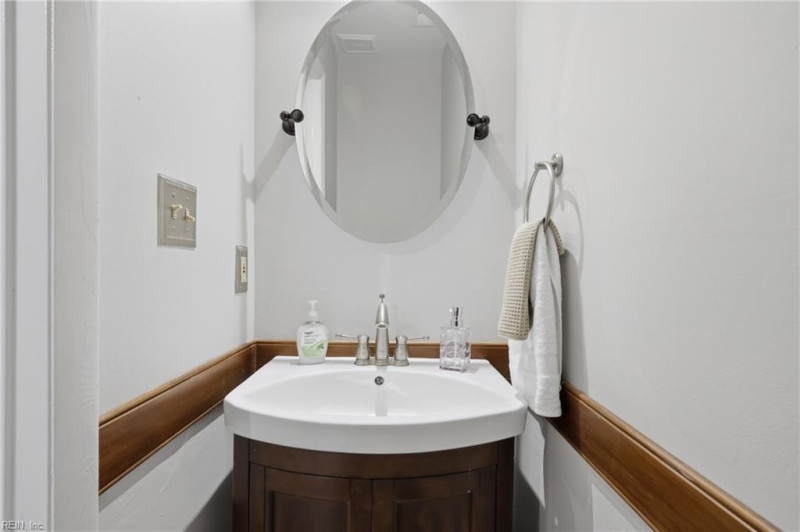 Photo 20 of 37 residential for sale in Virginia Beach virginia