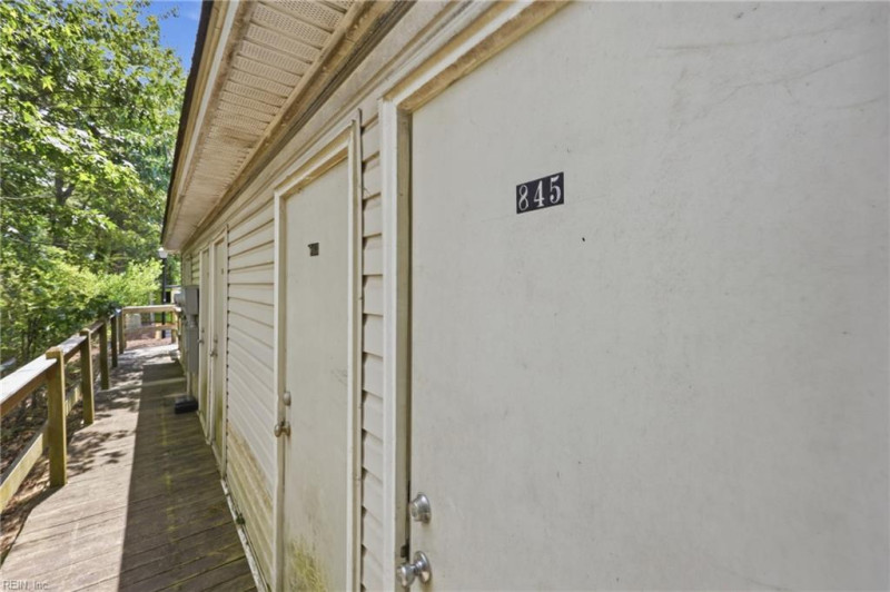 Photo 31 of 37 residential for sale in Virginia Beach virginia