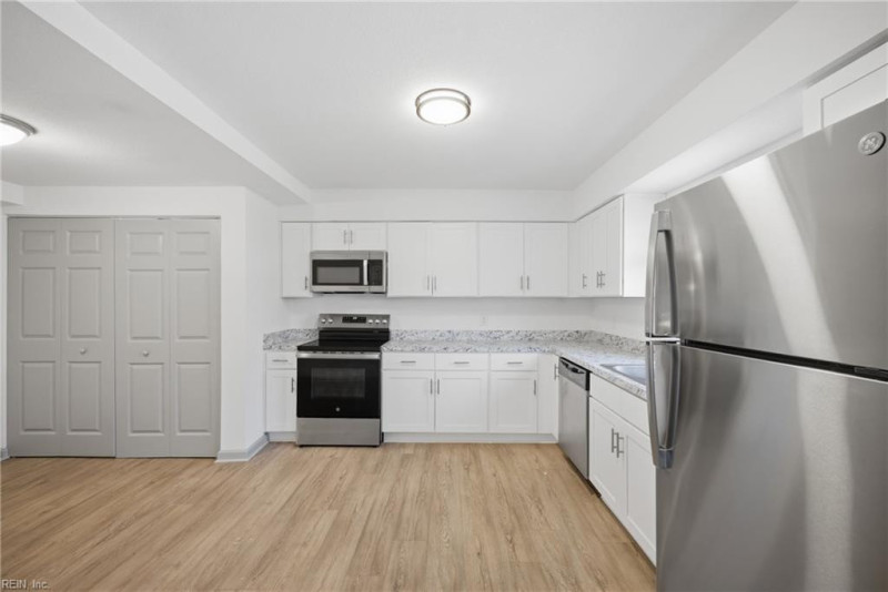 Photo 11 of 37 residential for sale in Norfolk virginia Photo 11 of 37 residential for sale in Norfolk virginia