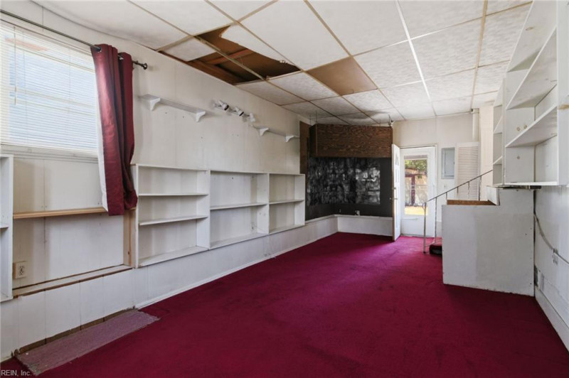 Photo 23 of 40 residential for sale in Norfolk virginia