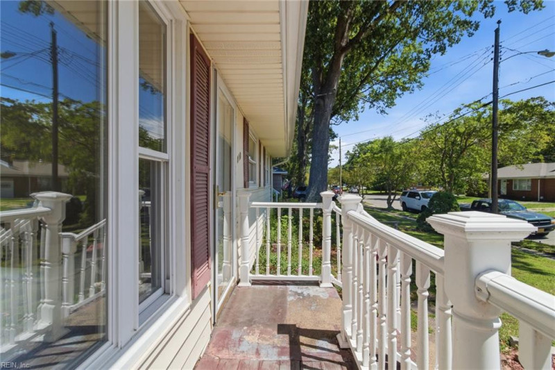 Photo 7 of 40 residential for sale in Norfolk virginia