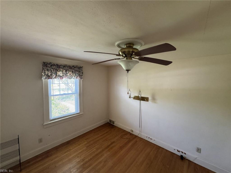 Photo 12 of 17 residential for sale in Norfolk virginia Photo 12 of 17 residential for sale in Norfolk virginia