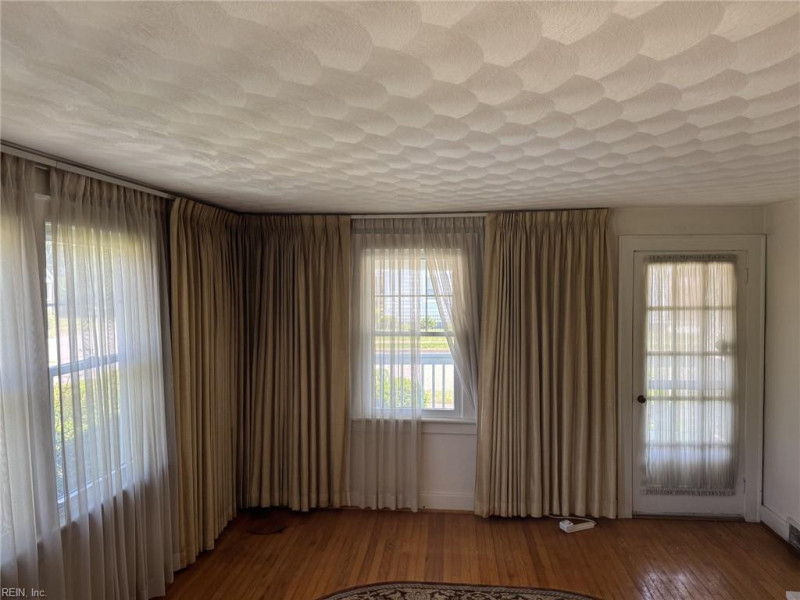 Photo 2 of 17 residential for sale in Norfolk virginia Photo 2 of 17 residential for sale in Norfolk virginia
