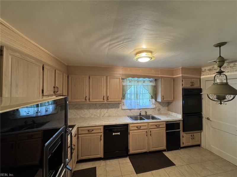 Photo 6 of 17 residential for sale in Norfolk virginia Photo 6 of 17 residential for sale in Norfolk virginia