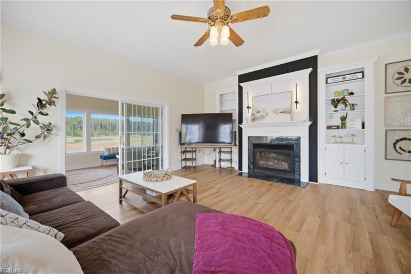 Photo 20 of 50 residential for sale in Hampton virginia