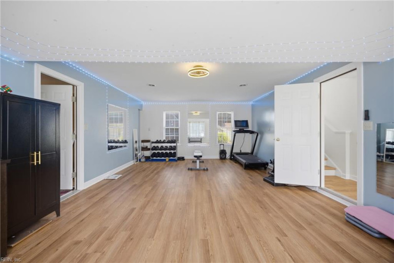 Photo 33 of 50 residential for sale in Hampton virginia