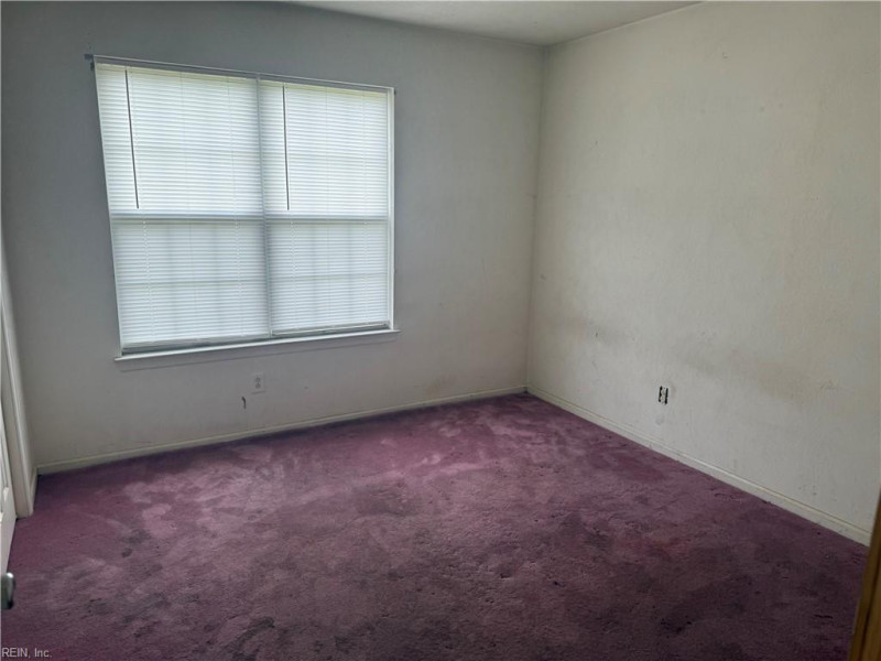 Photo 17 of 31 residential for sale in Suffolk virginia