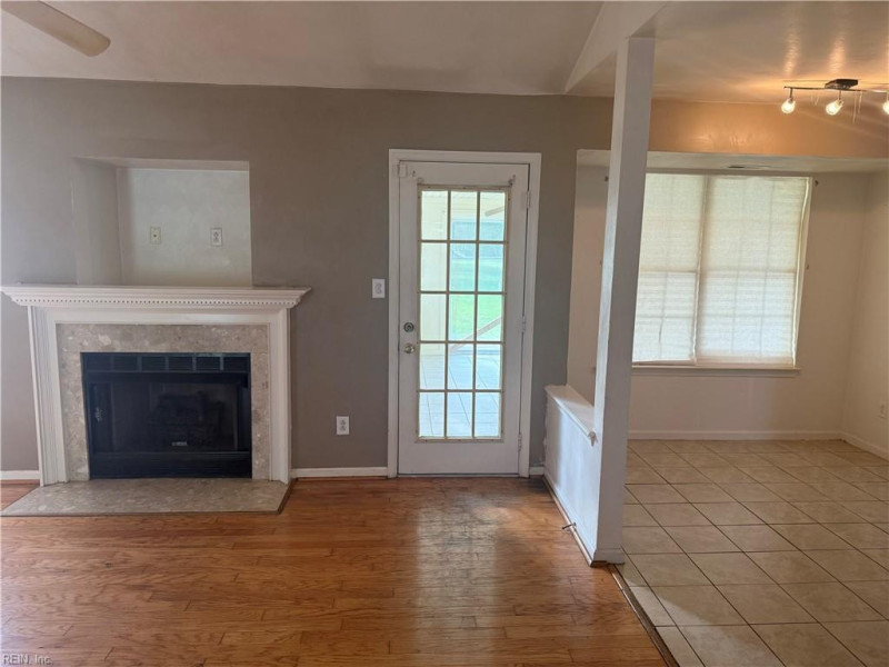 Photo 8 of 31 residential for sale in Suffolk virginia